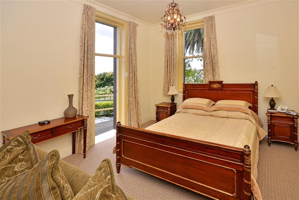 Manor Views Nz Hotel Huntly Exterior foto